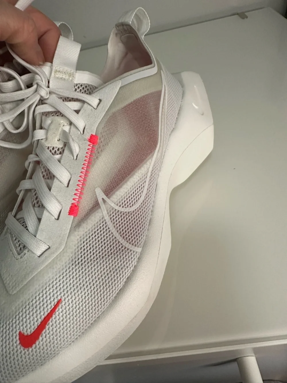 Nike Women’s White Mesh Sneakers with Coral Accents - Picture 8 of 8